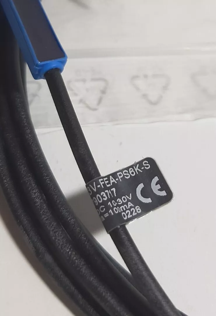 Beta-Sensorik M3V-FEA-PS6K-S Magnetischer Zylinder Sensor PNP 150mA Schließer 