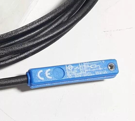Beta-Sensorik M3V-FEA-PS6K-S Magnetischer Zylinder Sensor PNP 150mA Schließer 