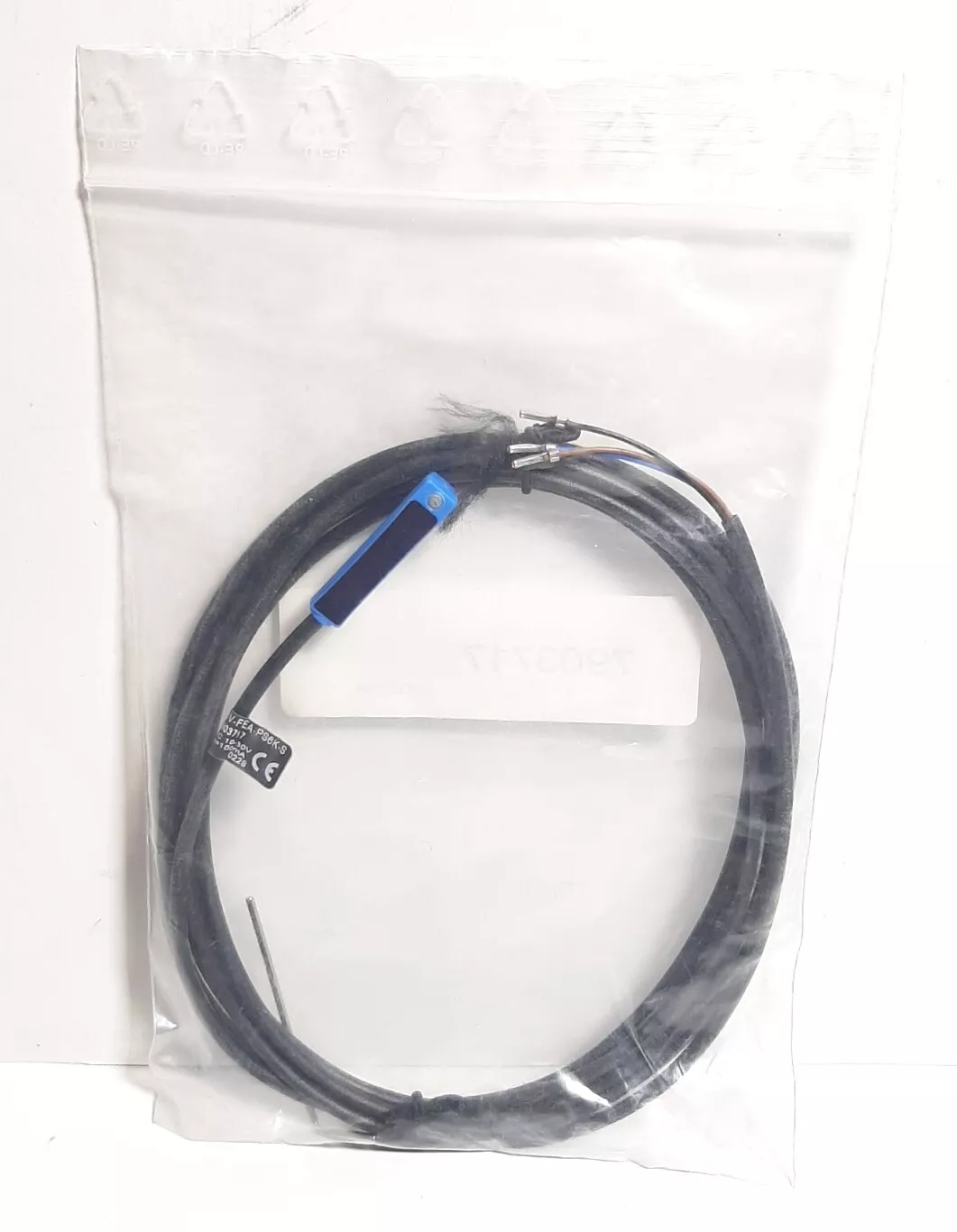 Beta-Sensorik M3V-FEA-PS6K-S Magnetischer Zylinder Sensor PNP 150mA Schließer 